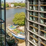 2 Bed Flat Big Ben View